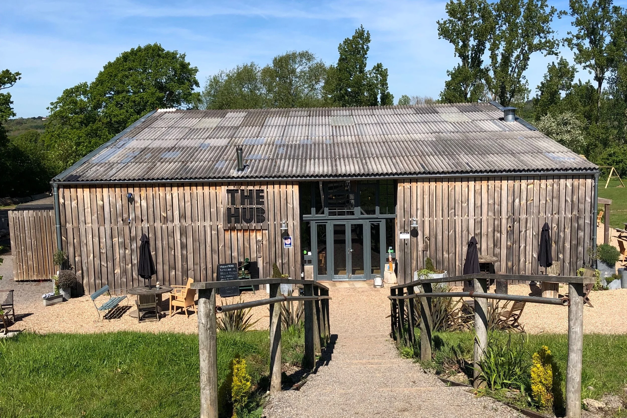 the-hub-bodiam-craft-market-fair-support-local-pop-up-days-out-kent-kids.jpg