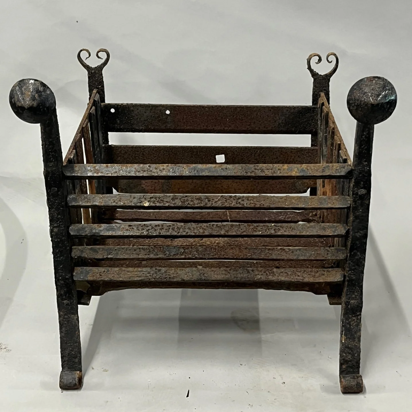 4559 19thc wrought iron firegrate BB.jpg