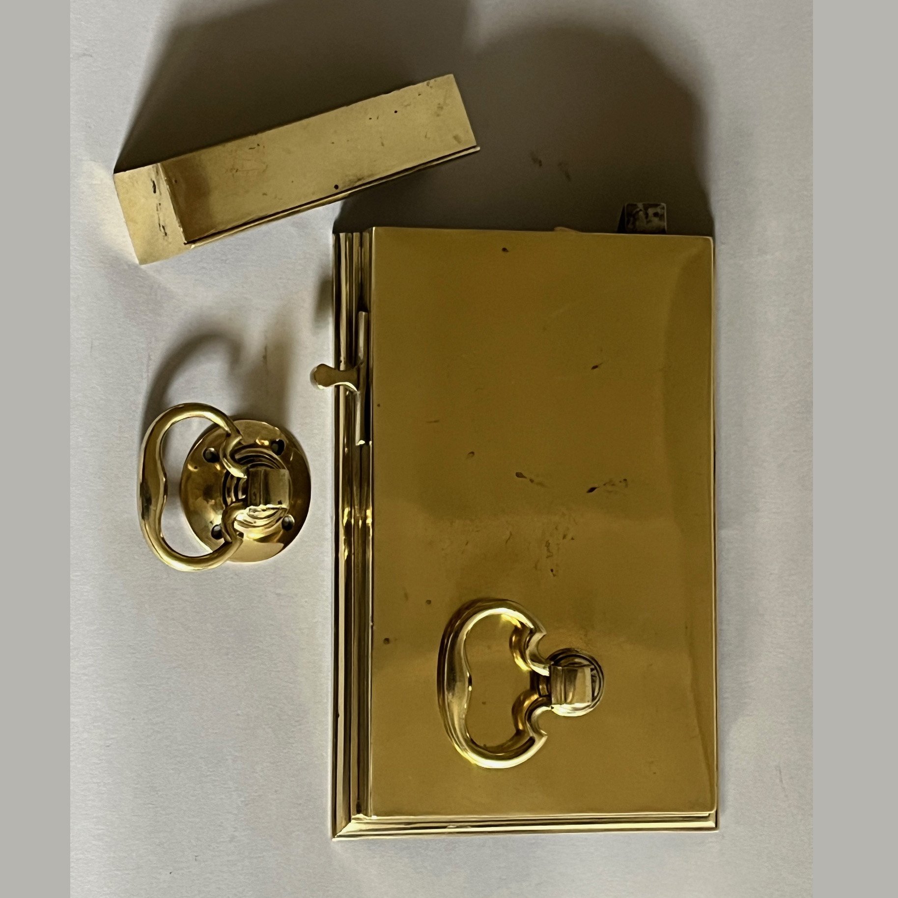 4548 An l8thc brass rim lock one of a set of 4 Web.jpg