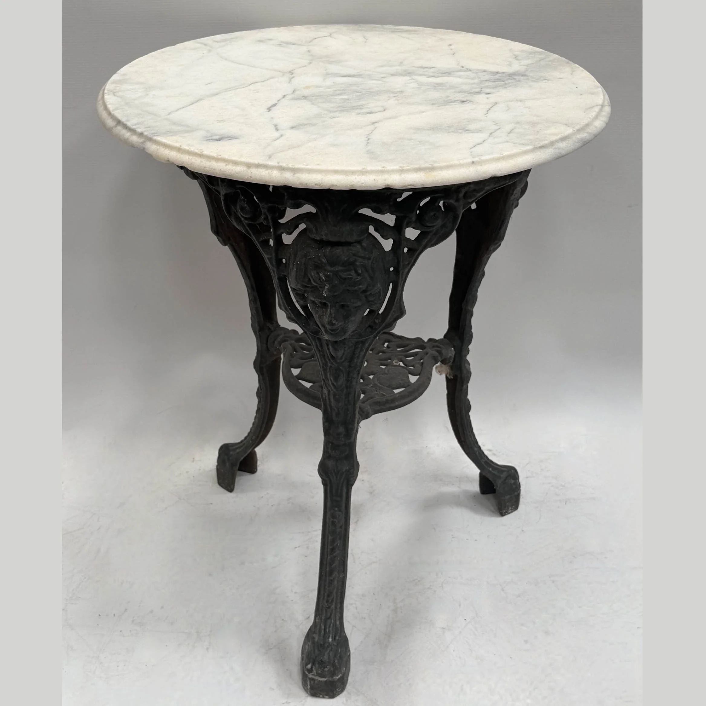 4583A Victorian cast iron pub table Web (2).jpg