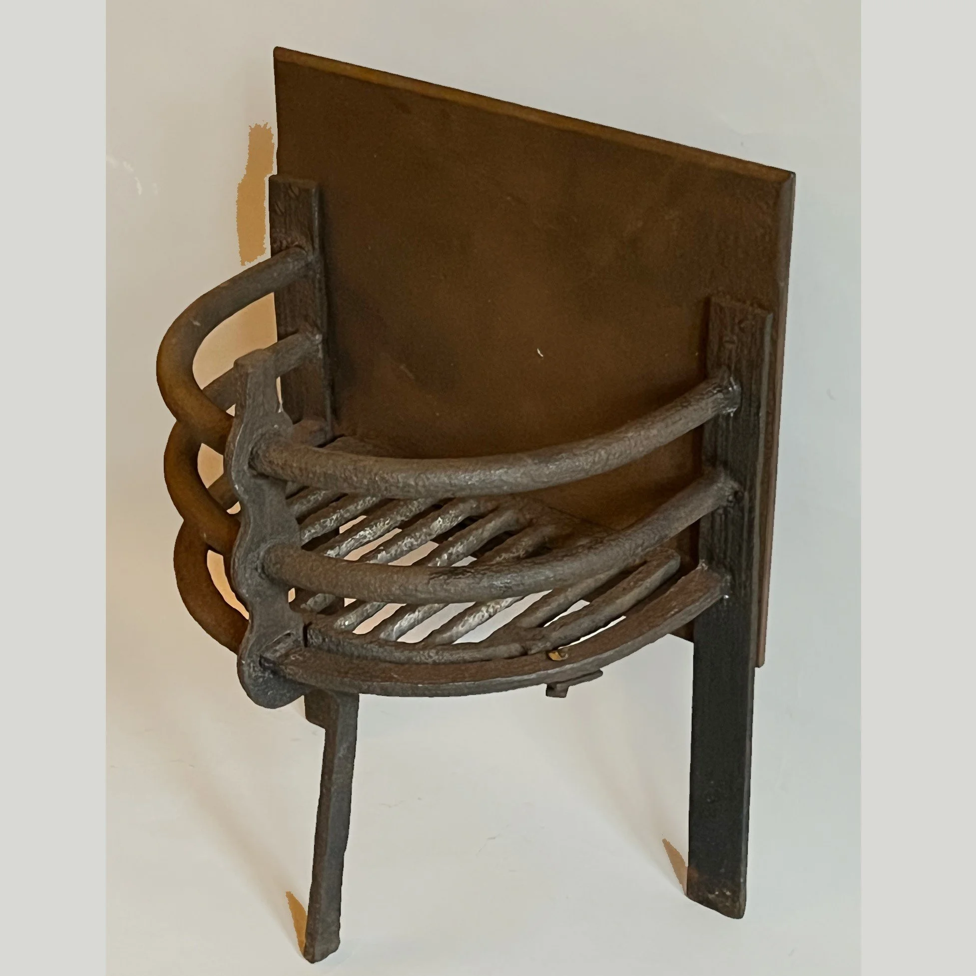 4568 A 19thc wrought iron semi-circular grate WebB.jpg