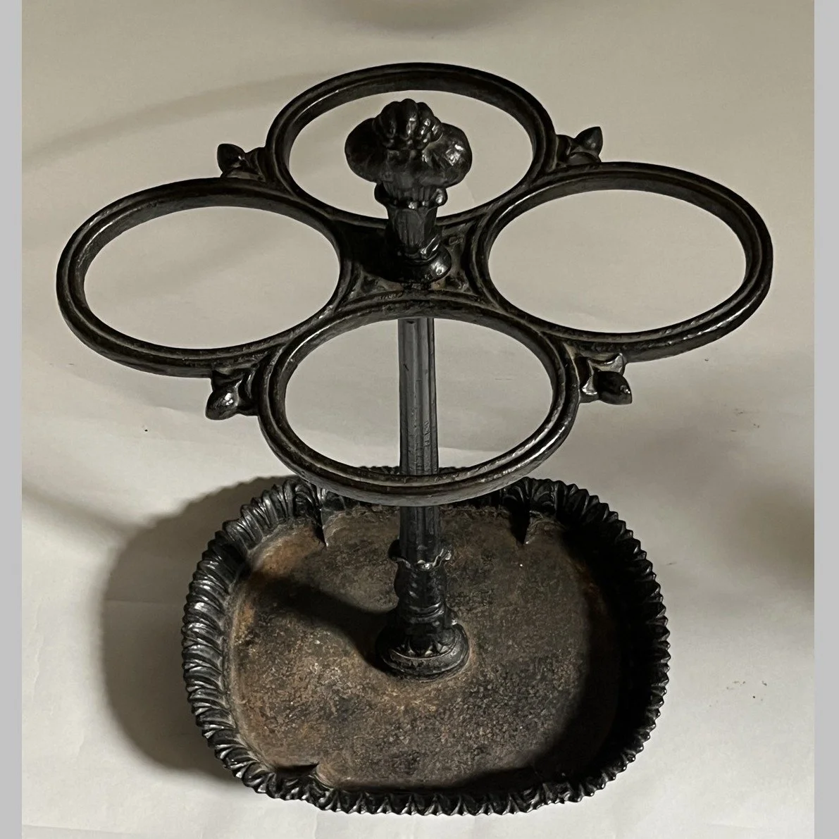 4622 A 19thc cast iron firetool stand A1.jpg