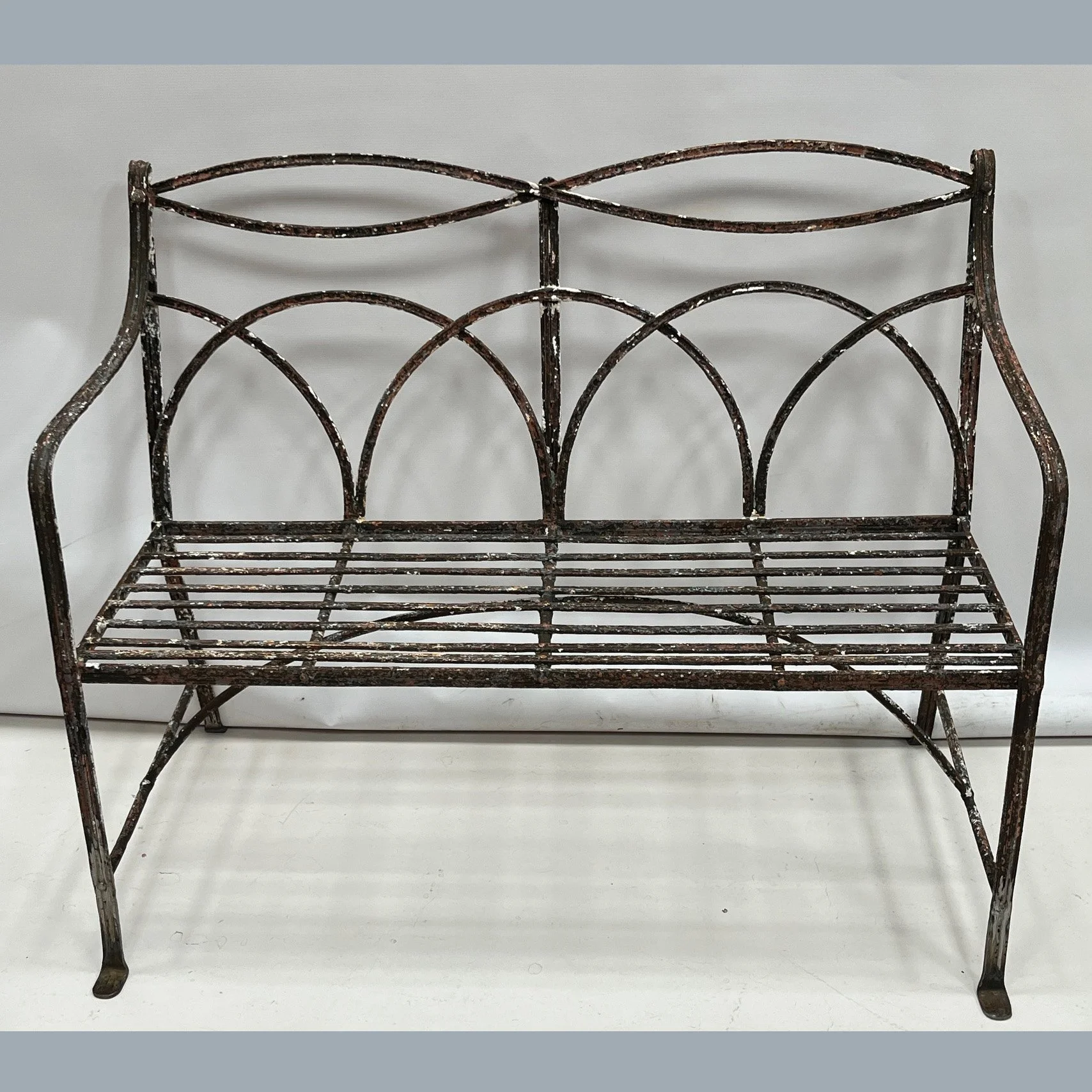 4590 A Regency wrought iron garden seatWebA.jpg