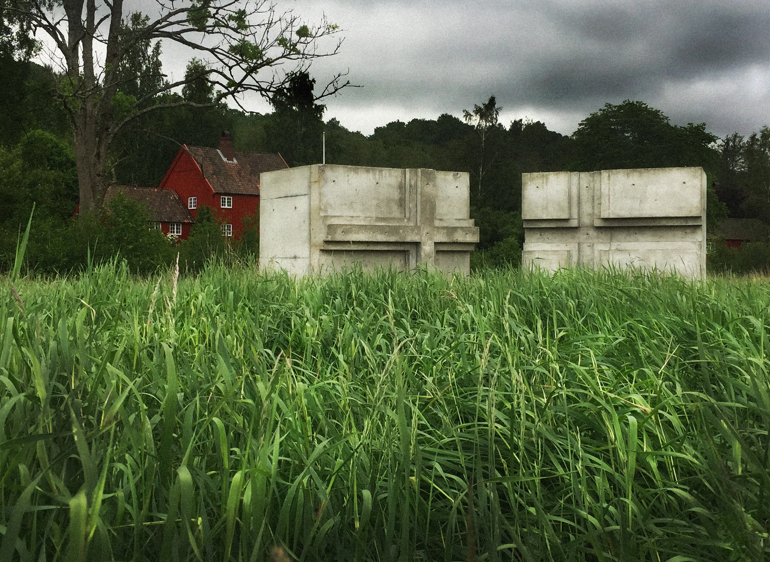 Soli Brug Galleri / June 2017: Flag sculpture "ED " part of Thousand Years Celebration of Sarpsborg Town. Per Fronth contemporary concrete sculpture installed in the fields by the river Glomma in Norway and activated in and by Nature. This is the third installation of the sculpture after Tjuvholmen Financial Centre 2014 and Stiklestad National Cultural Centre in 2015 - when Per Fronth was honored by being Olsok Kunstner.