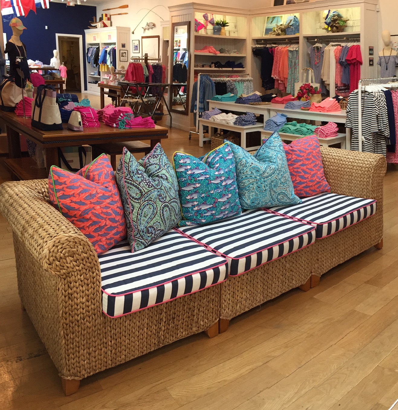 Cushions & Pillows for Vineyard Vines