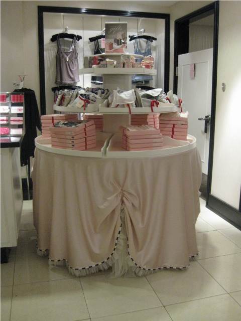 Ruffle Layered Tablecloth