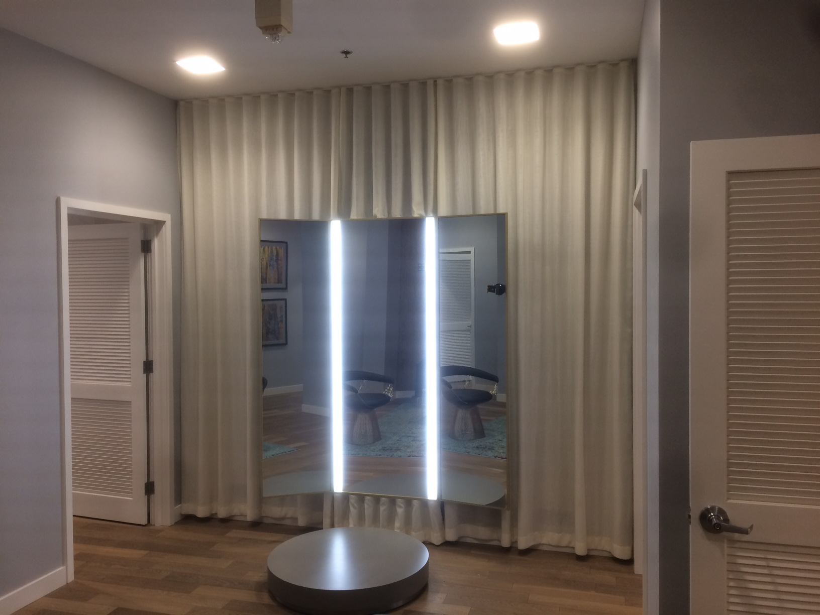 Curved Ripplefold Curtain 