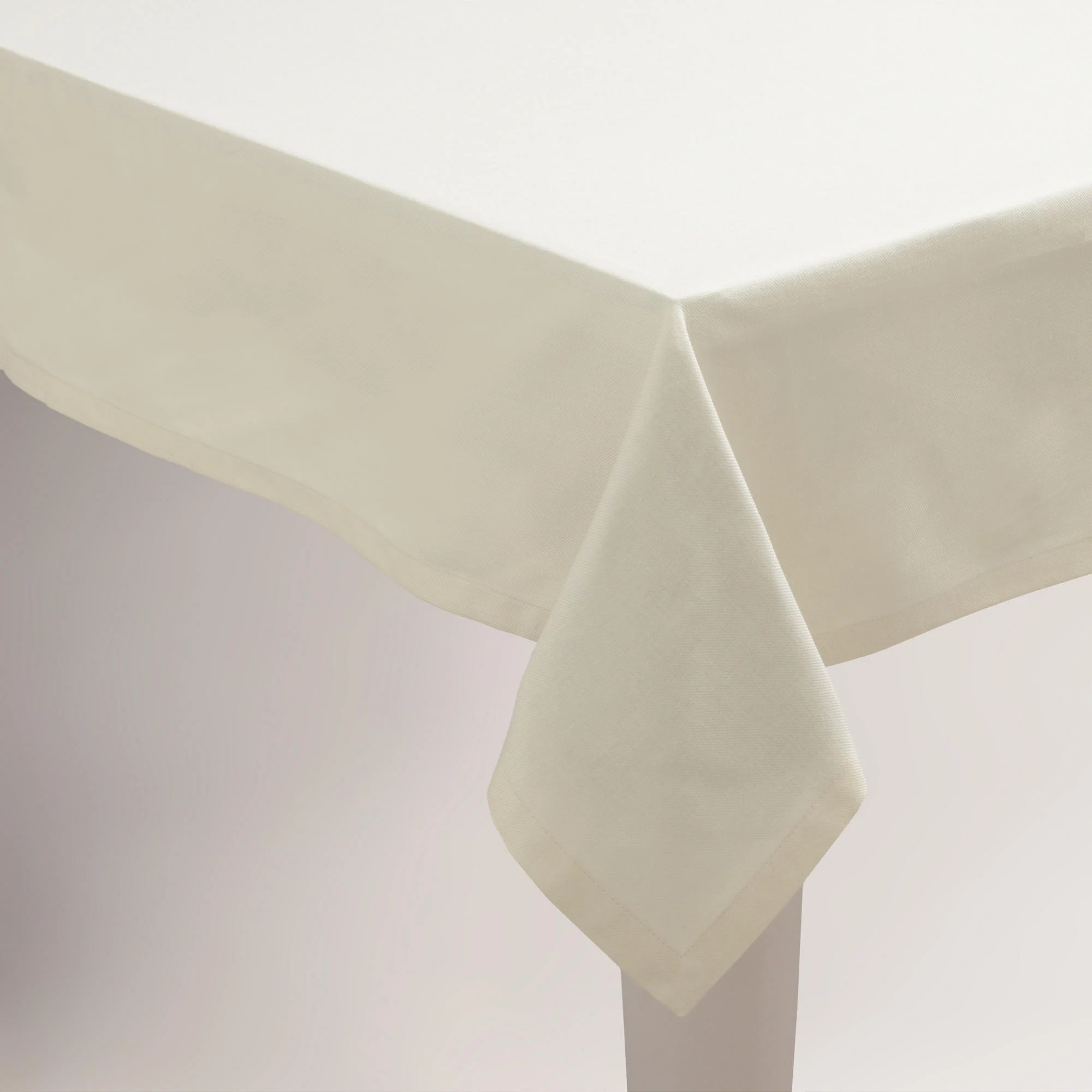 Unfitted Tablecloth with 6" Drop