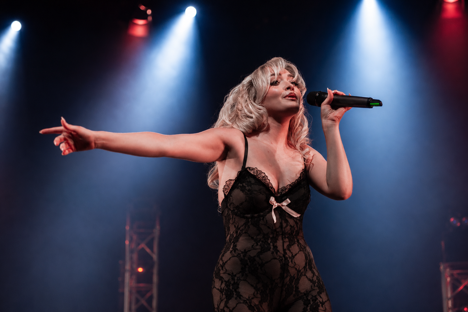 Sabrina Carpenter Tribute Show Scotland Solo Performance