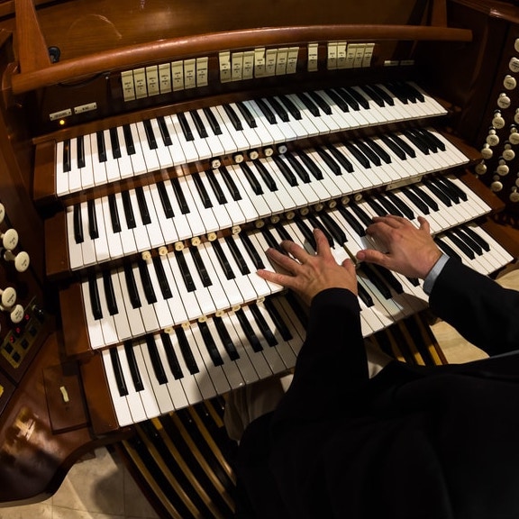 Organists & Pianists