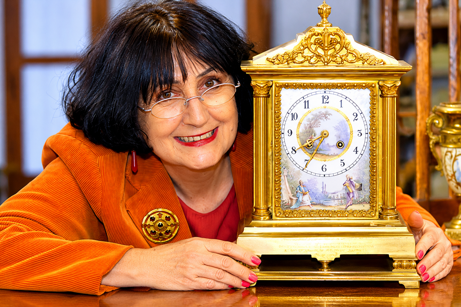 Anita Manning TV auctioneer and celebrity