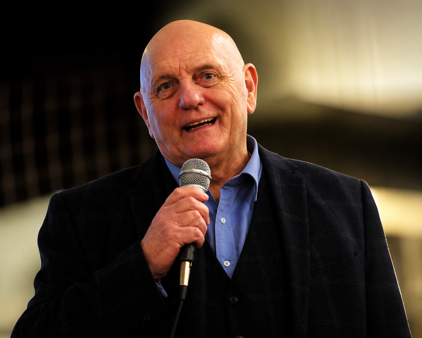 Dick Campbell after dinner speaker Scotland corporate events, fundraisers, prizegivings and private functions