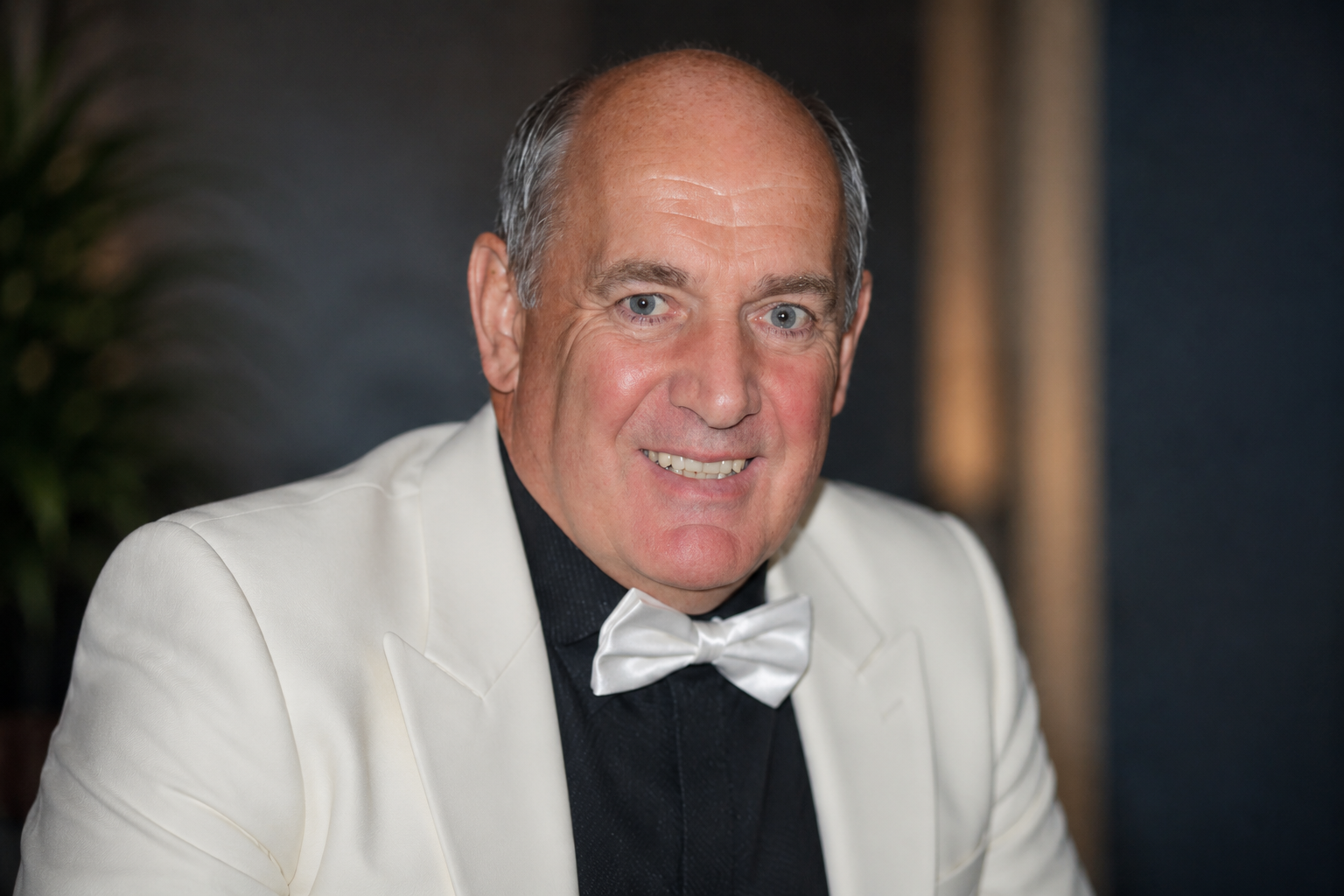 John McKelvie after dinner speaker Scotland corporate events, fundraisers, prizegivings and private functions