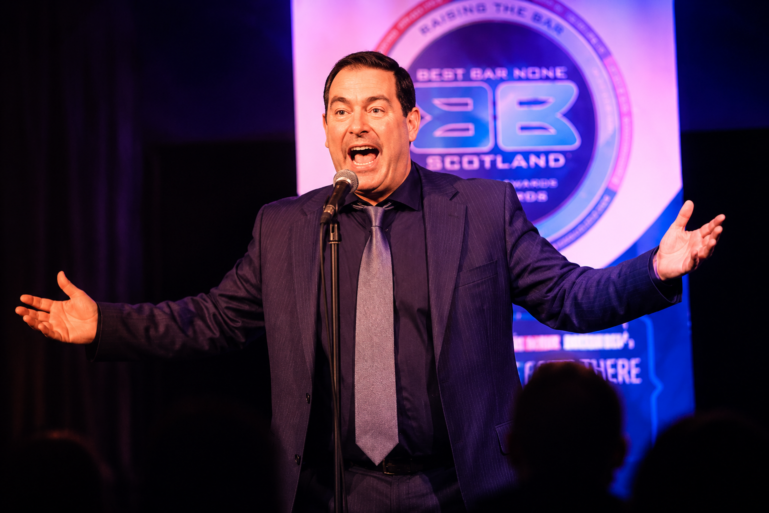 Des McLean comedian and after dinner speaker live performance