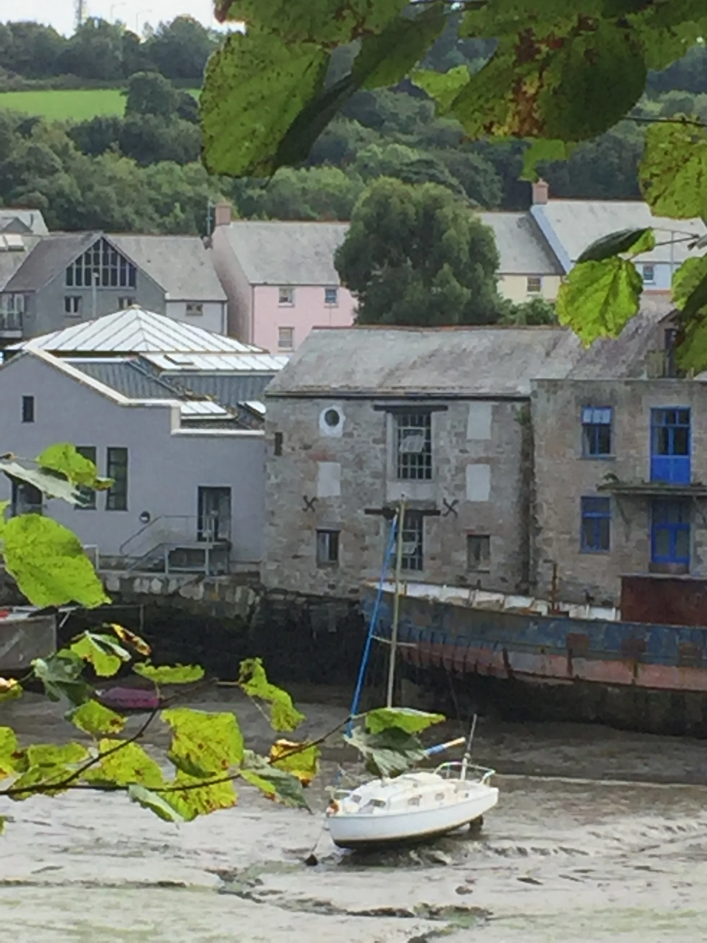 Grays Wharf in the middle, view's better when the tide's in!