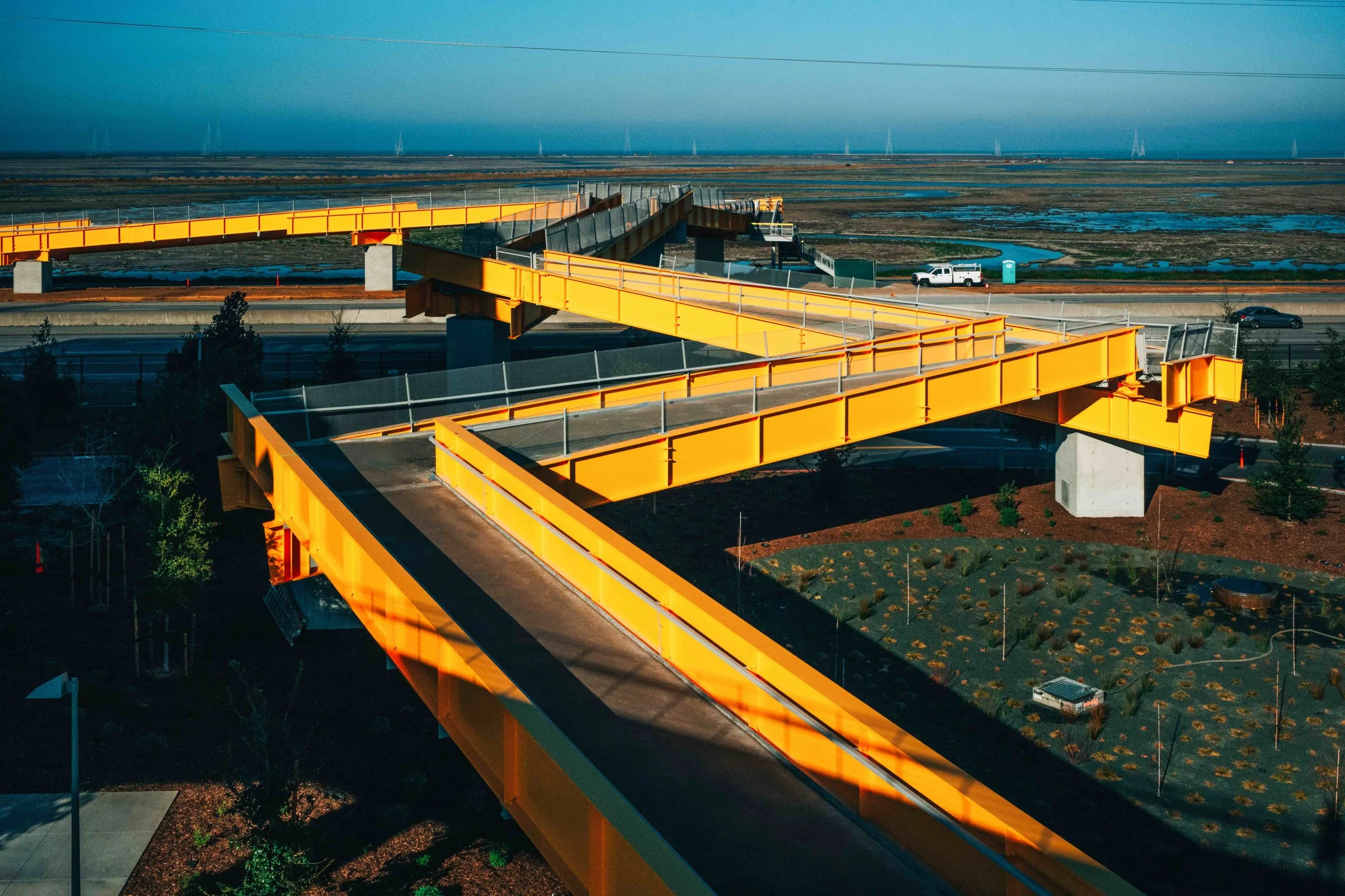 MPK22 Bridge_Meta 2.jpg