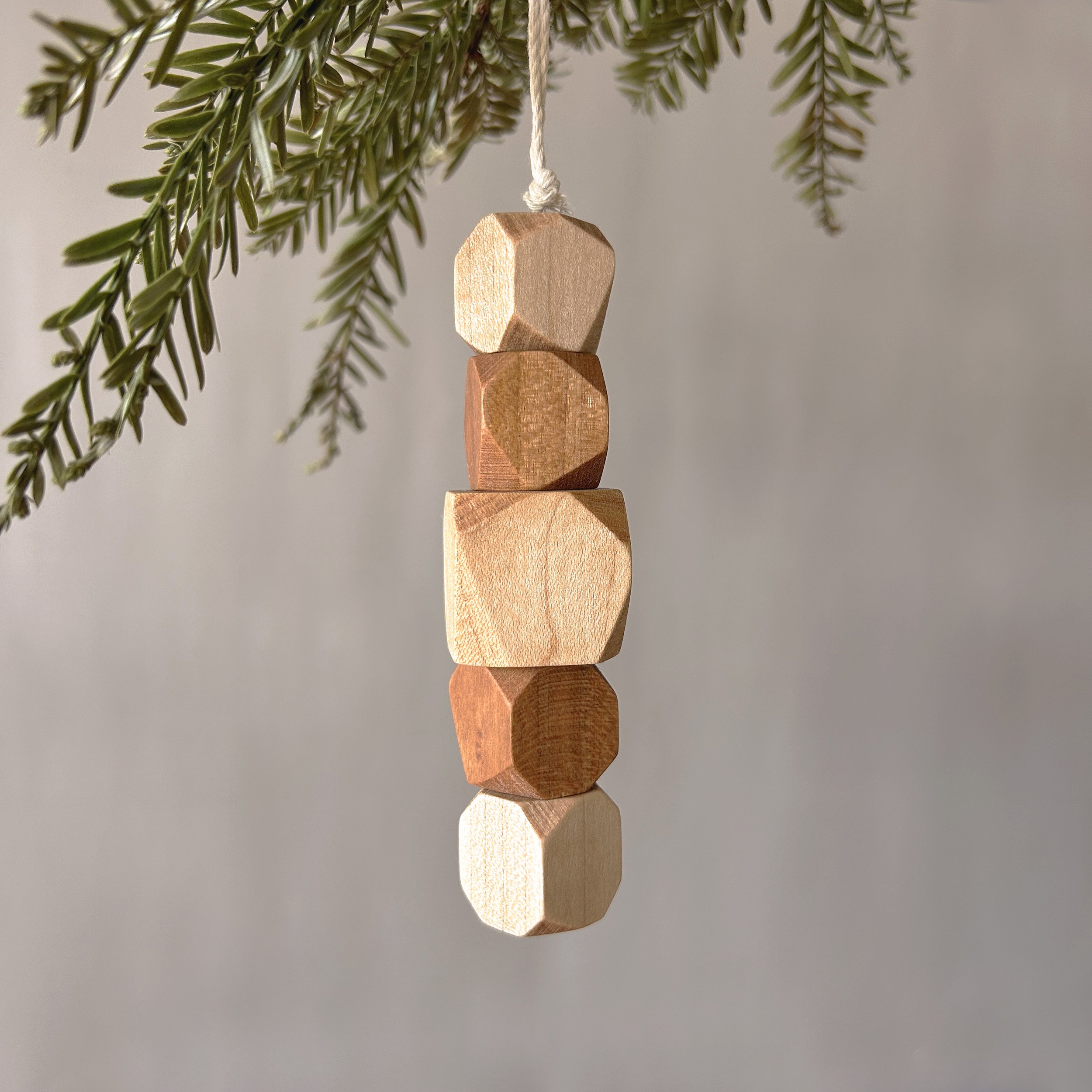 oaksmith-wood-bead-ornament-M.jpg