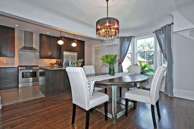 26 Fairview Blvd Toronto ON-small-011-15-Dining RoomKitchen-666x444-72dpi.jpg