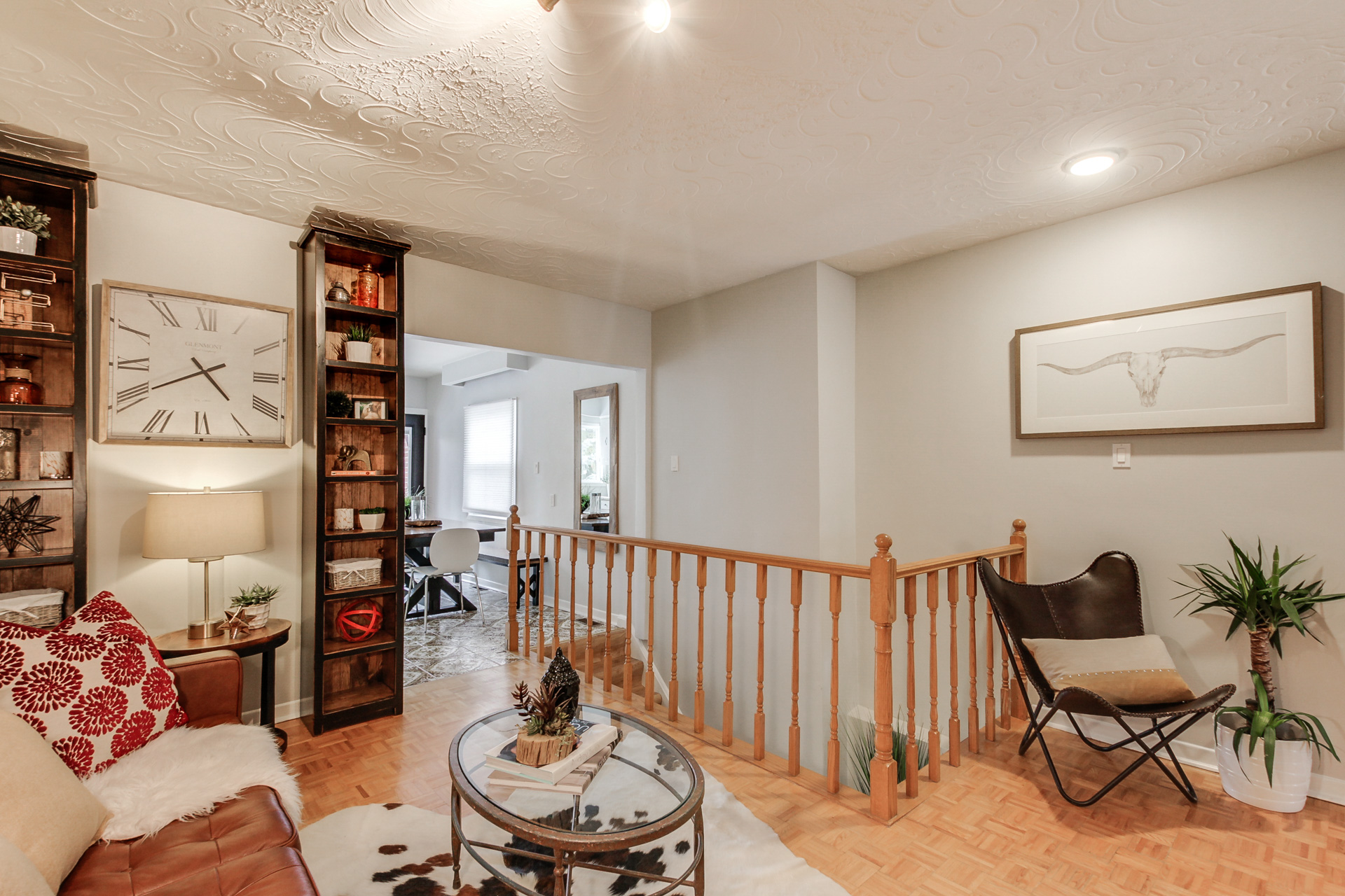 32_livingroom.jpg