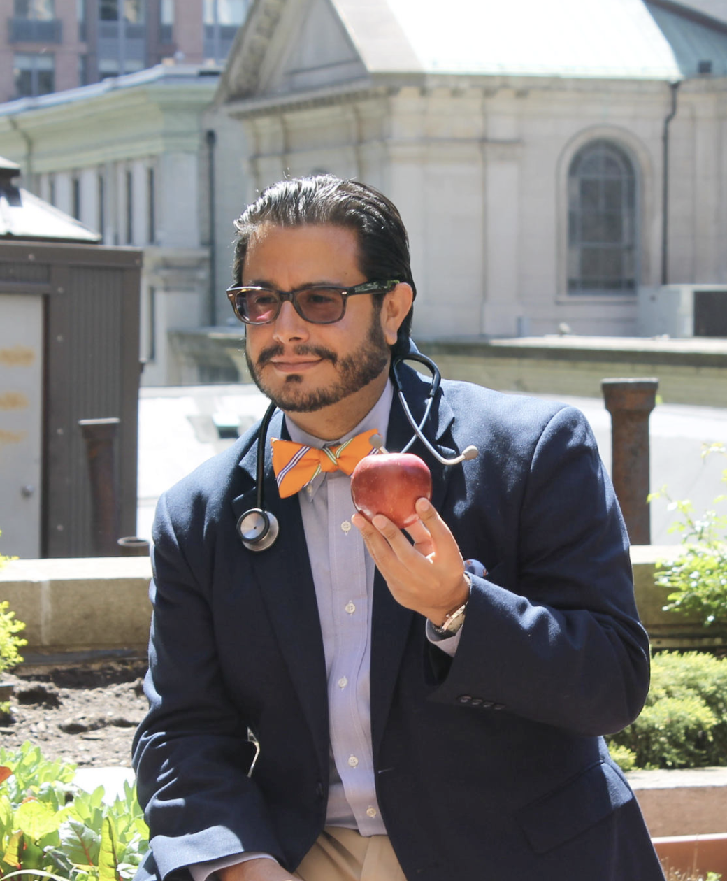 dr-graham-juhi-center.png
