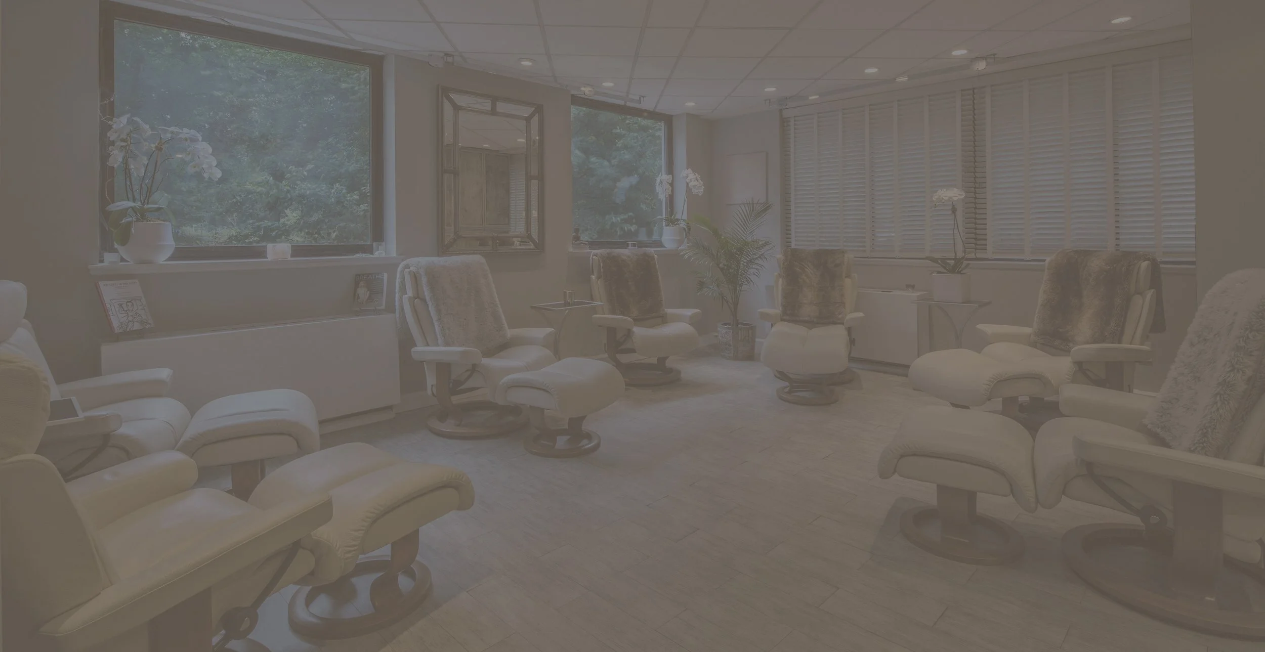 iv-therapy-room-banner-overlay.jpg