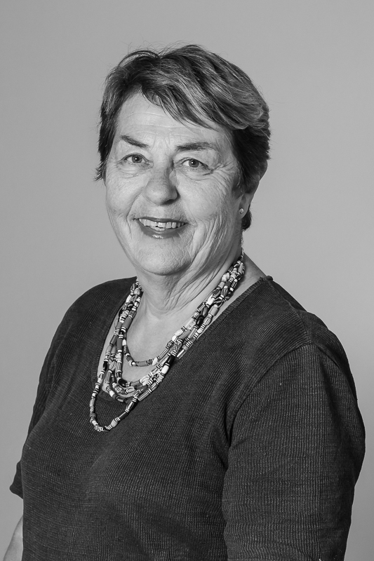Sylvi_WEB-72dpi.jpg