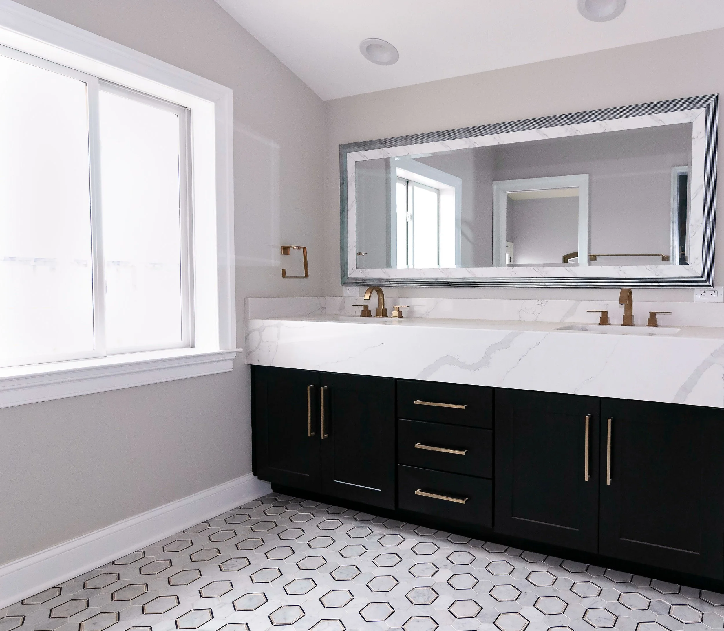 riverhouse master bathroom sink 3.jpg