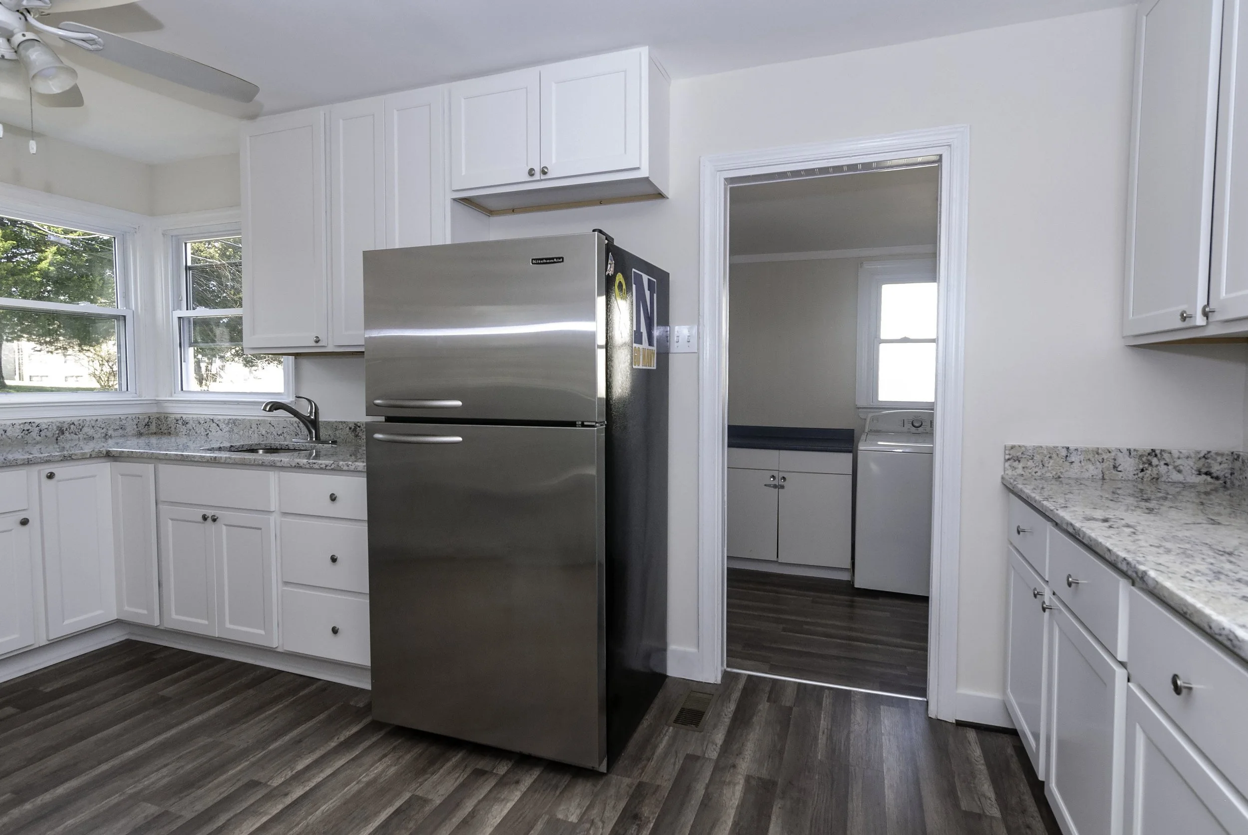 president kitchen 2.jpg