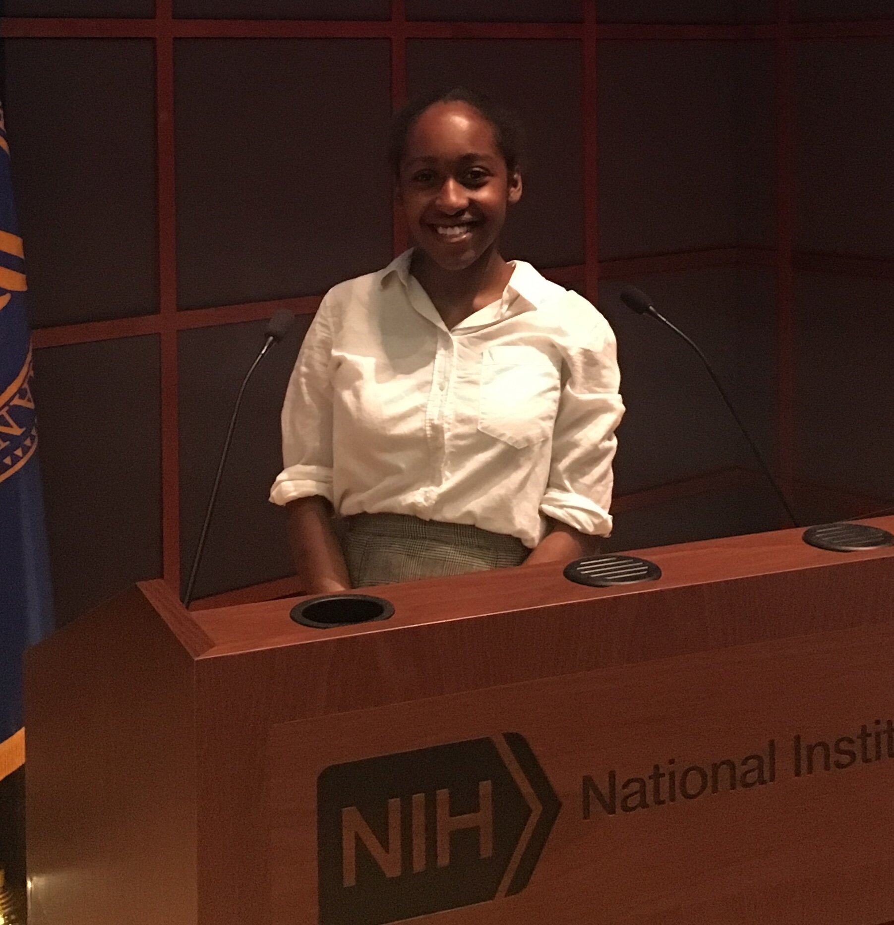 Kismet presents her work at the NIH!