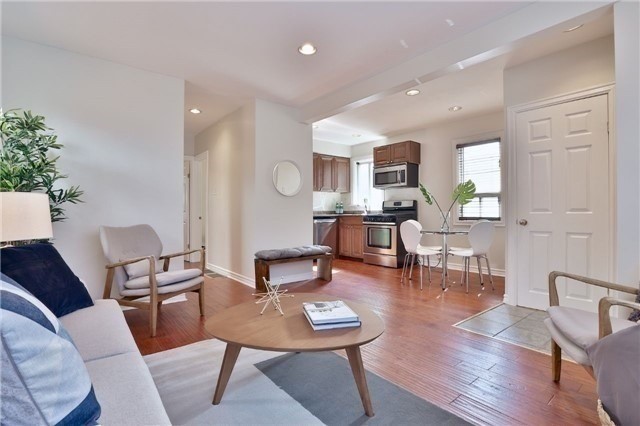 281 Warden Ave