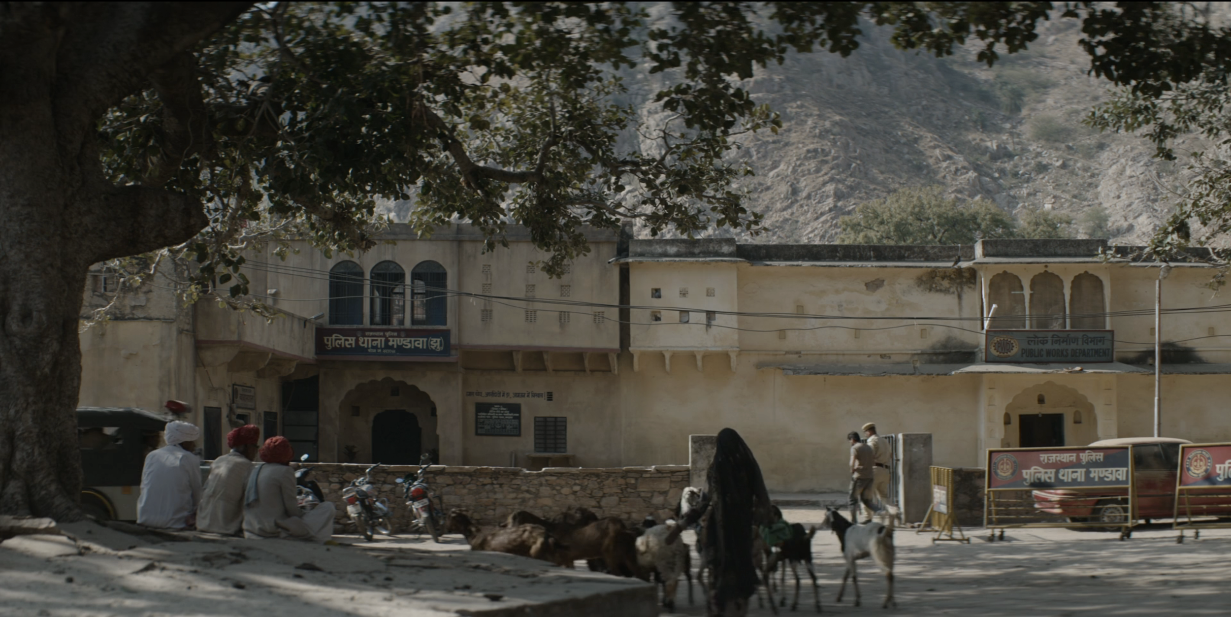 POLICE STATION EXTERIOR (DAHAAHD)