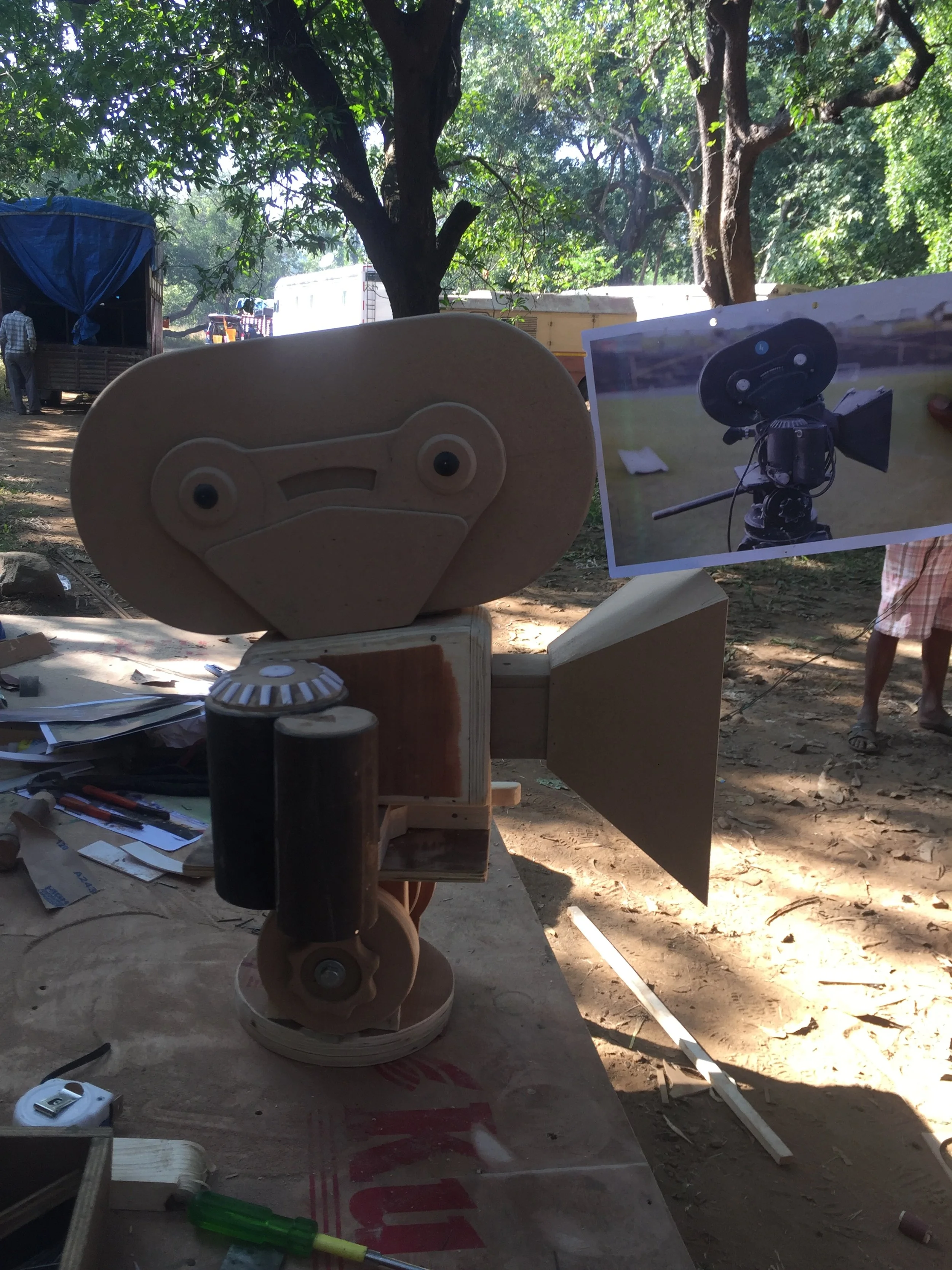 PROP FABRICATION (GOLD)