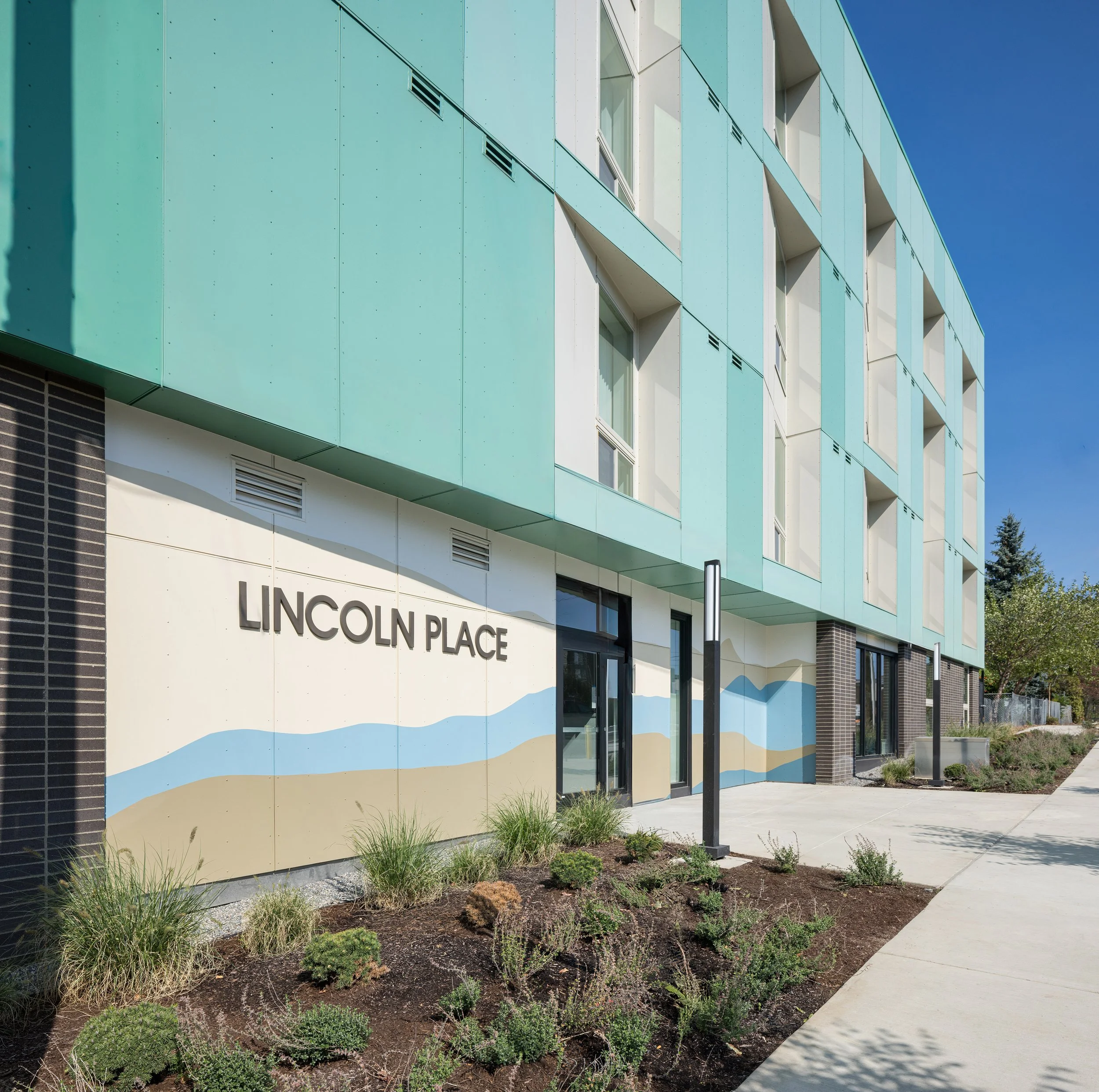 Lincoln Place II - Main Entry.jpg