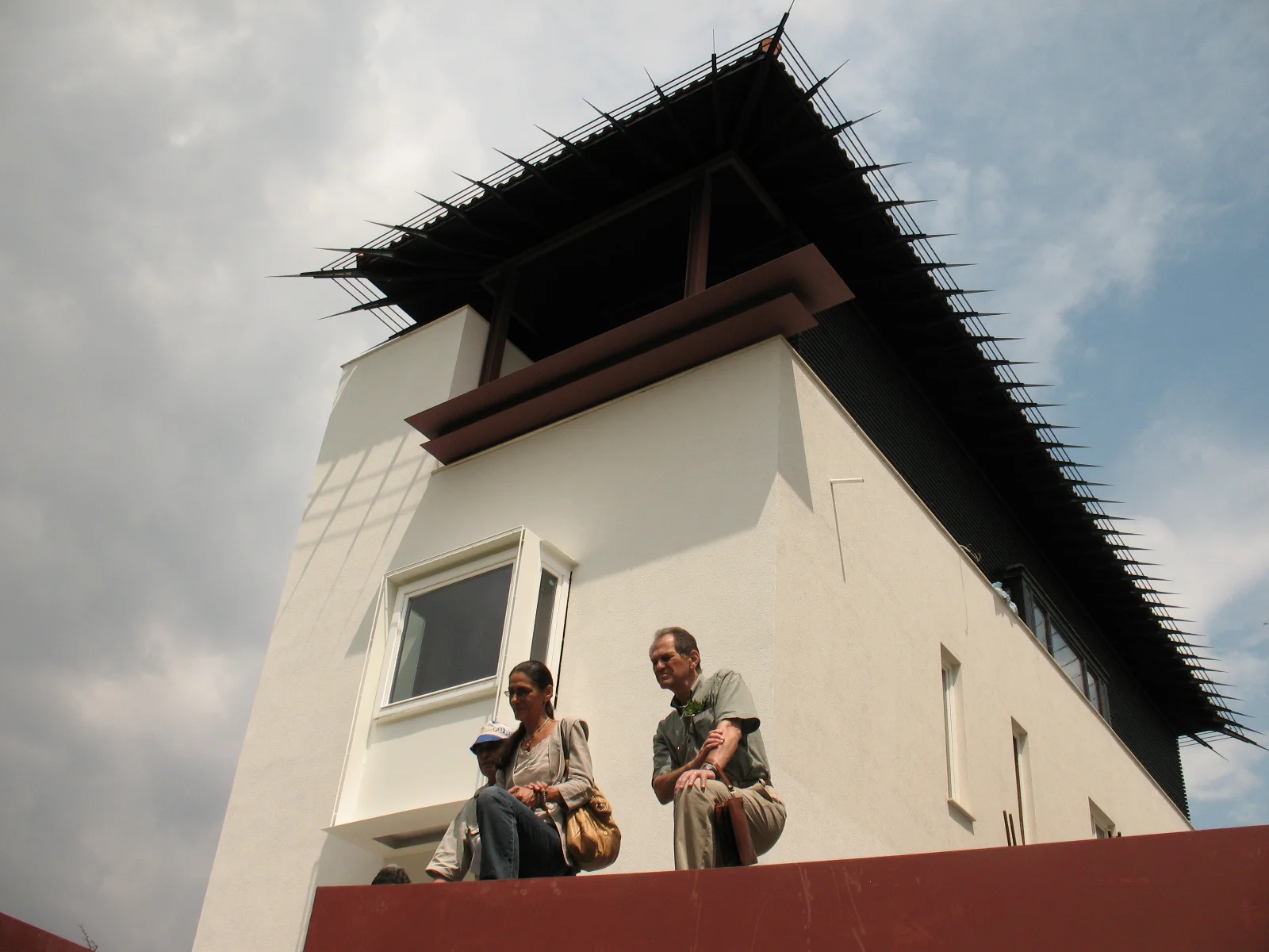  Arhitectură: Serban Sturdza, Iulian Ungureanu  Rezistență: ing. Eugen Platon  Foto: Andrei Margulescu 