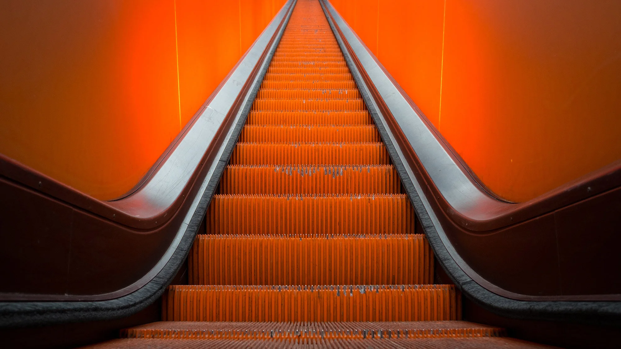 escalator.jpg