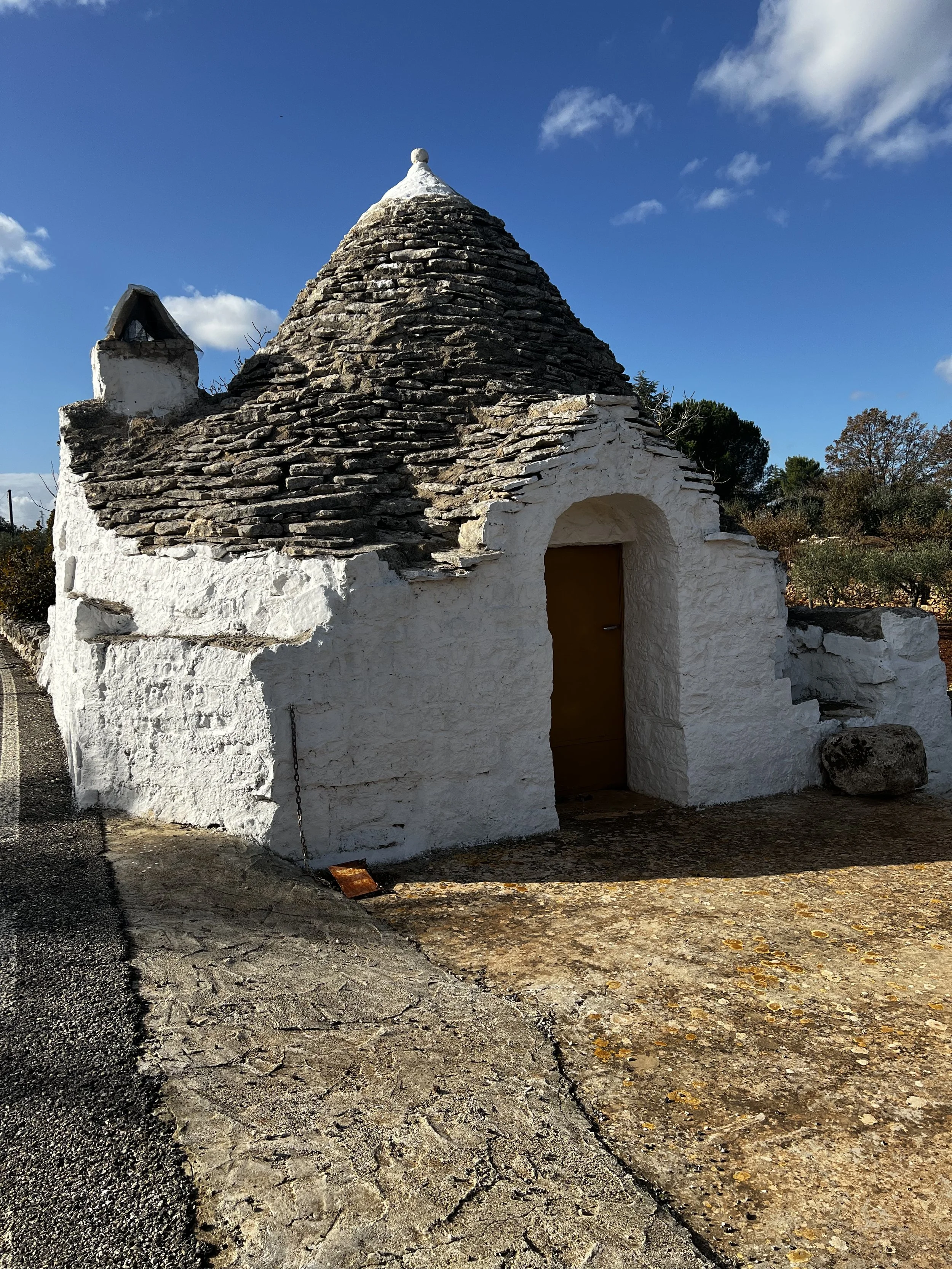 cute trullo.jpeg