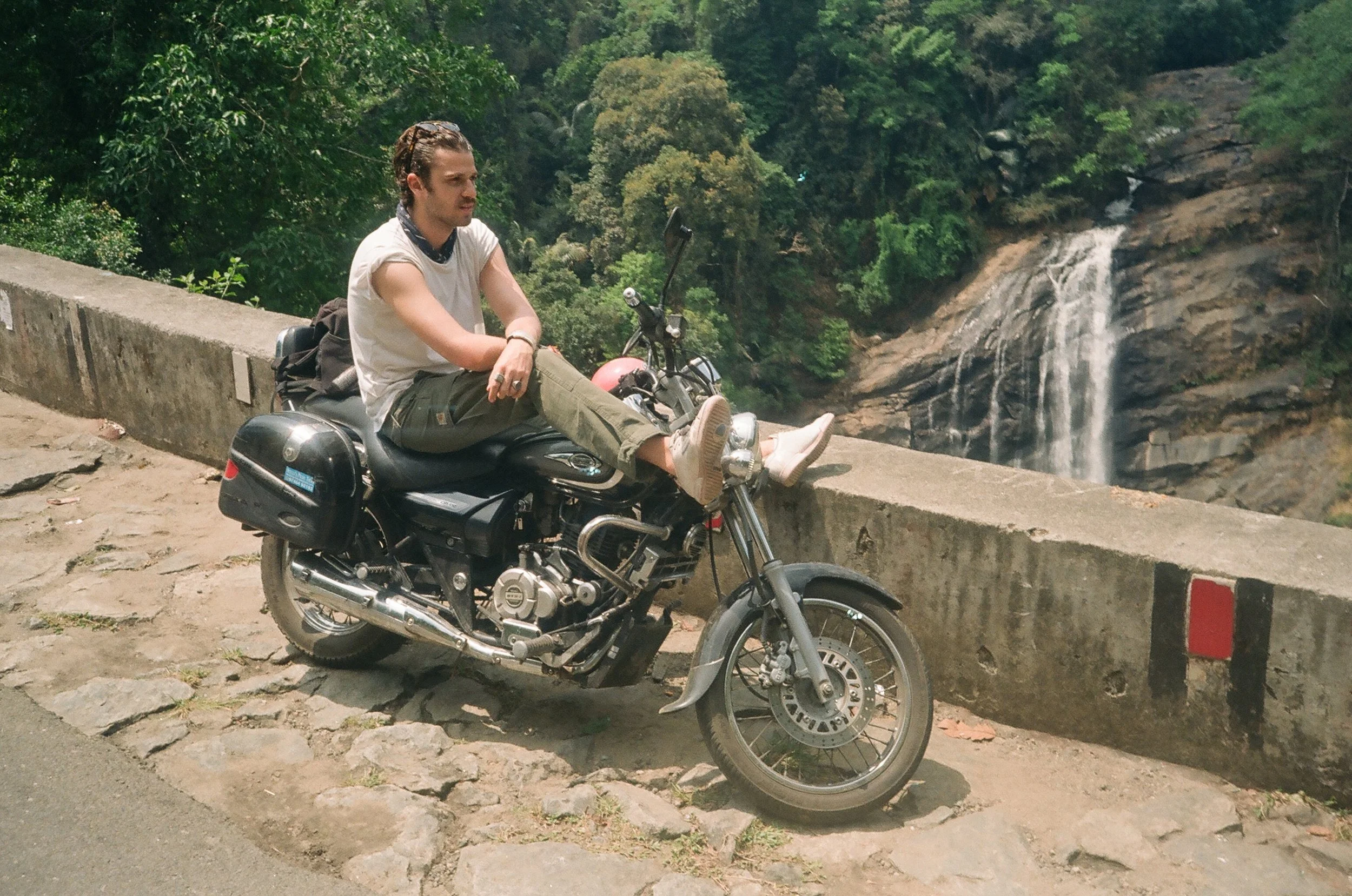 goa_india_eagertourist.jpg