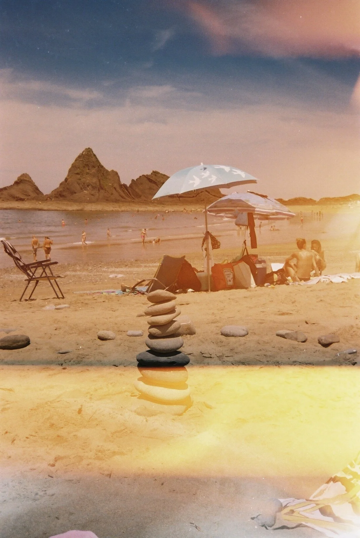 SATURRARAN CAPE BY LOURDES DE LA SERNA