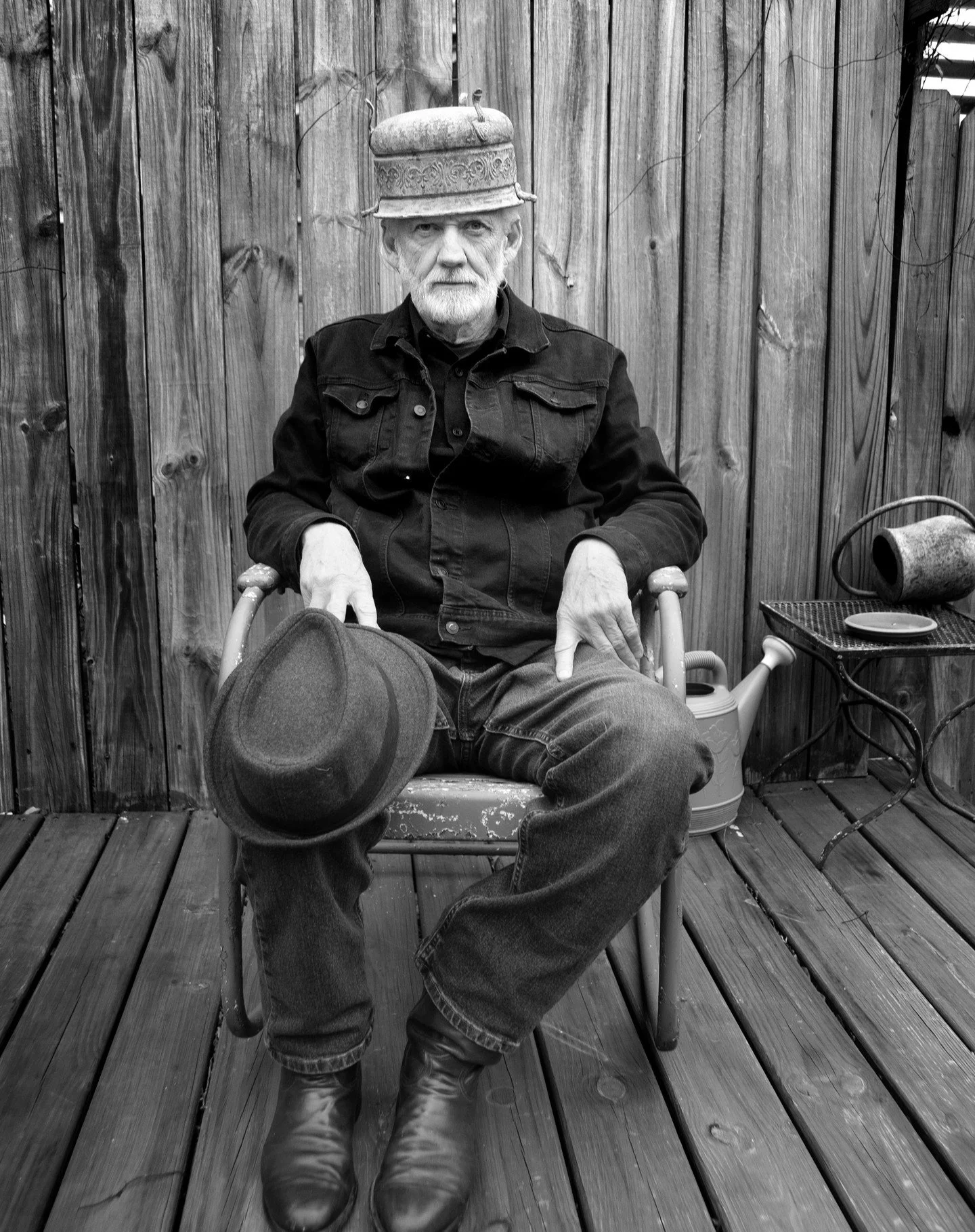 A talent with music and art, Pete also likes to get funky and have fun with portraits. He has his own series of self portraits coming soon! Here are a few we took during the shoot.
Check out Harris & Fitz music on Youtube and follow their Facebo