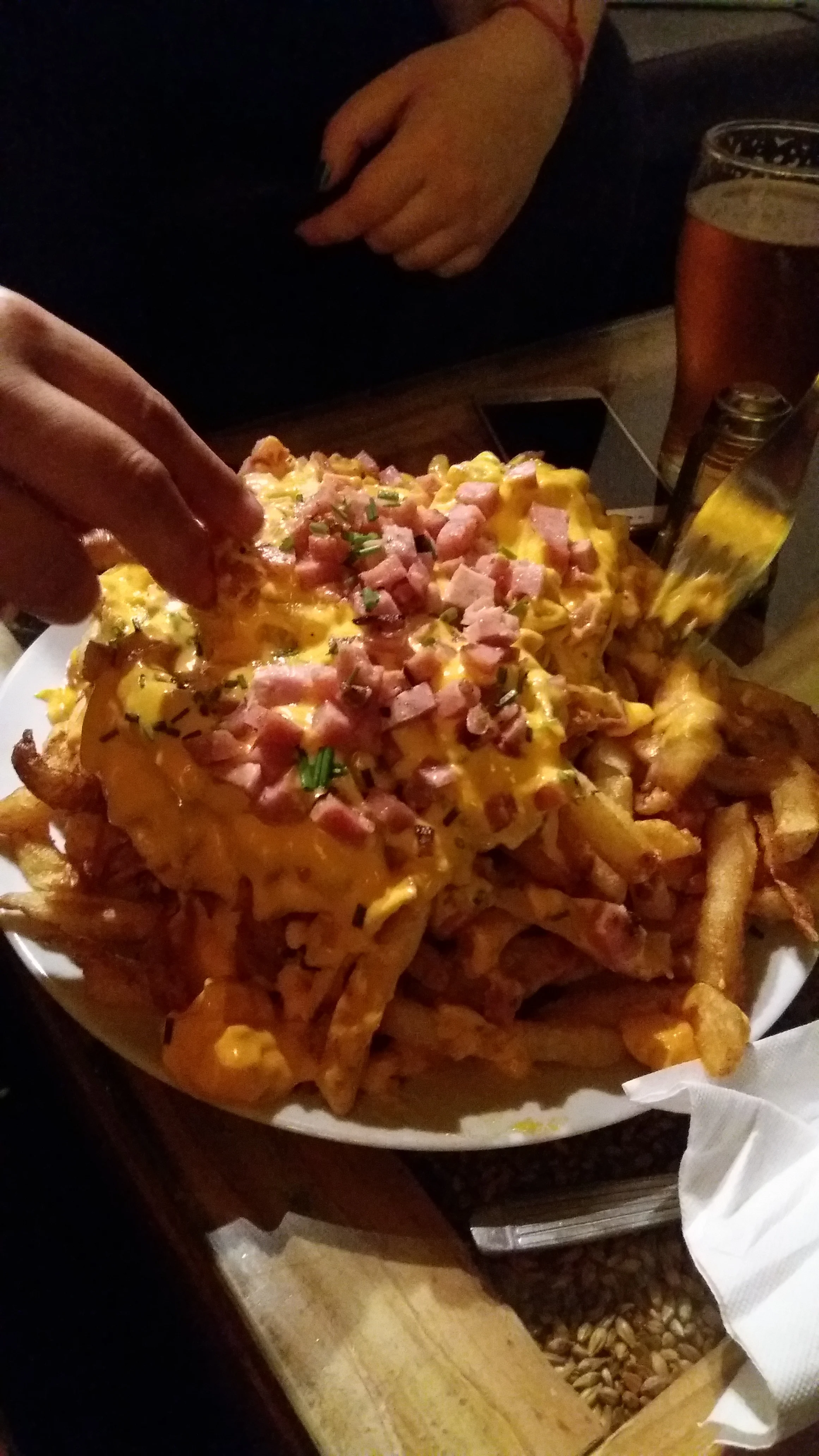Papas cheddar en Jorome