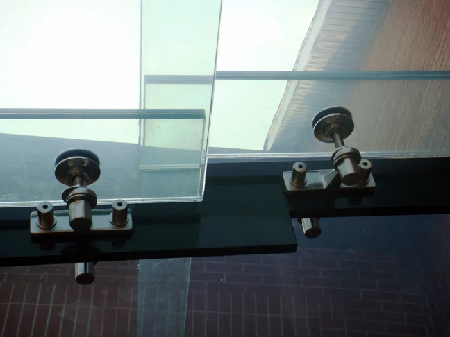 5. glass canopy detail1.jpg