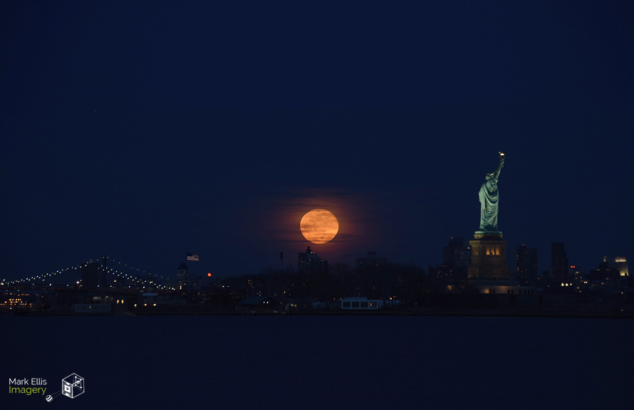 super snow liberty moon 2019 vs2 sml cprt.jpg