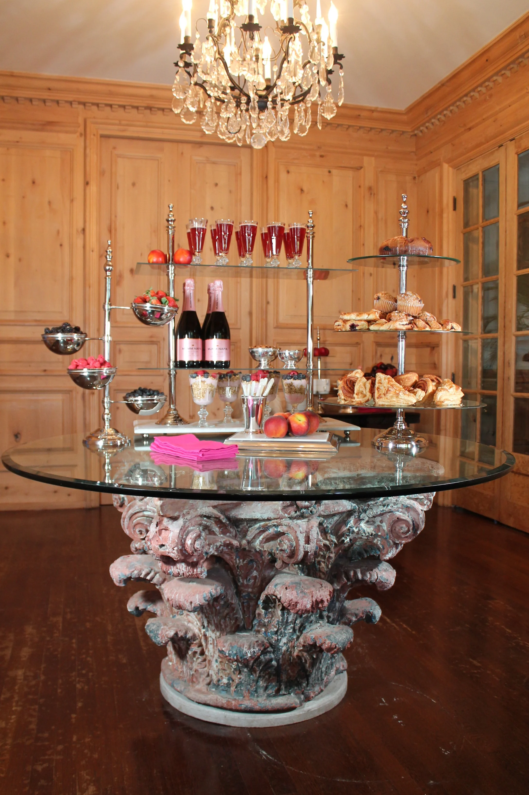 ETAGERES IN DINING ROOM.JPG