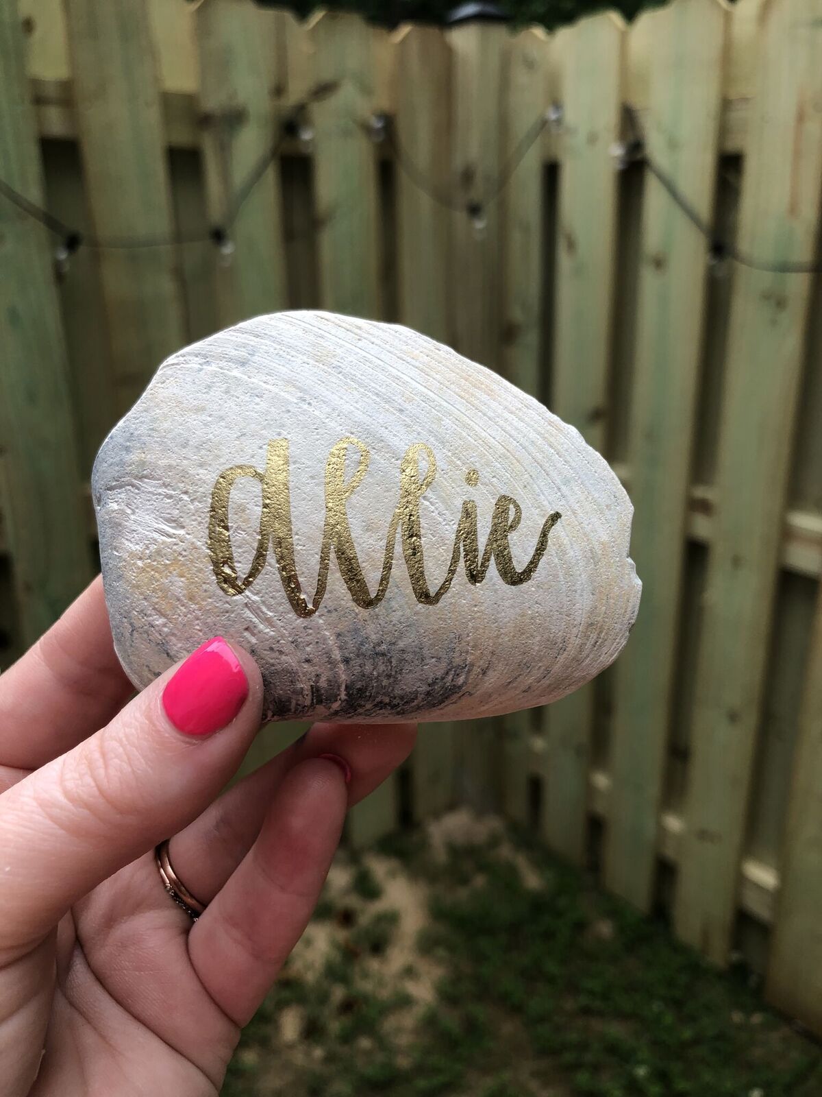 Seashell place cards