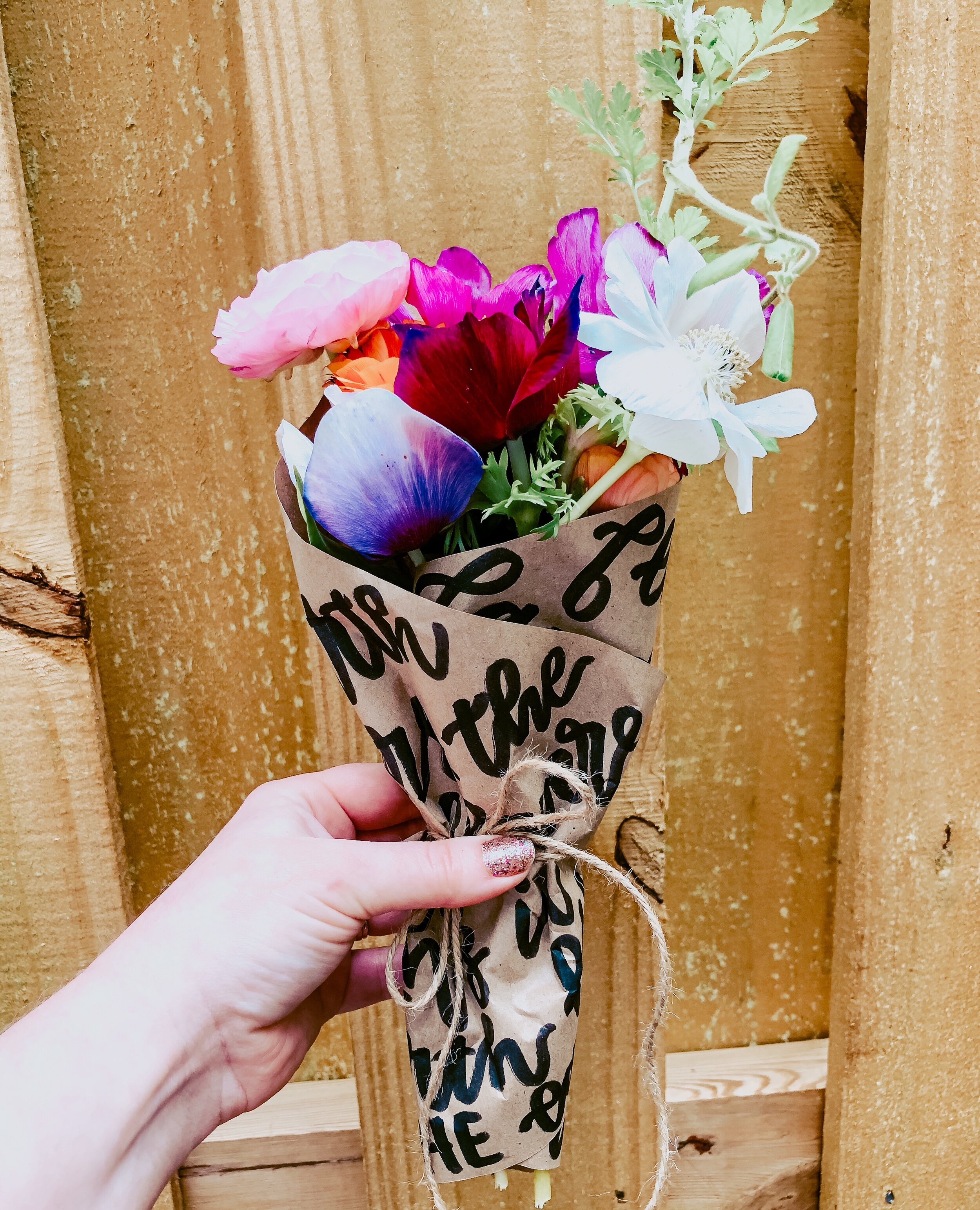 An Easy Flower Bouquet DIY — ECLetters