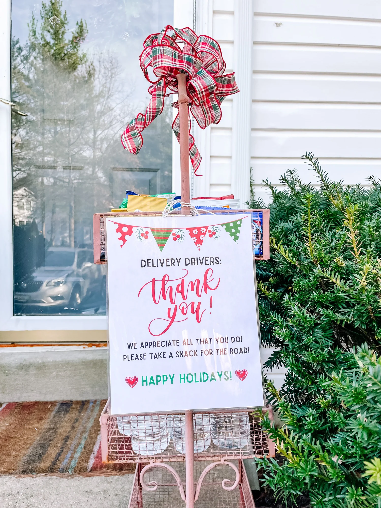 DIY Delivery Driver Treat Station — ECLetters | Maryland Calligrapher