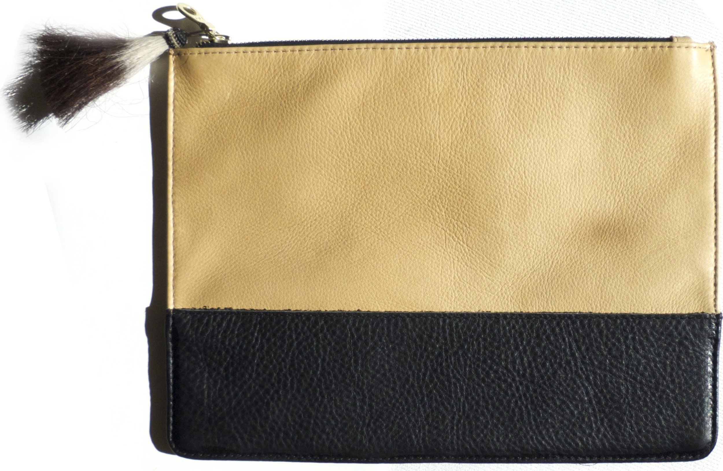 MoorsPouchLarge2Tone-BlackCamel2.jpeg