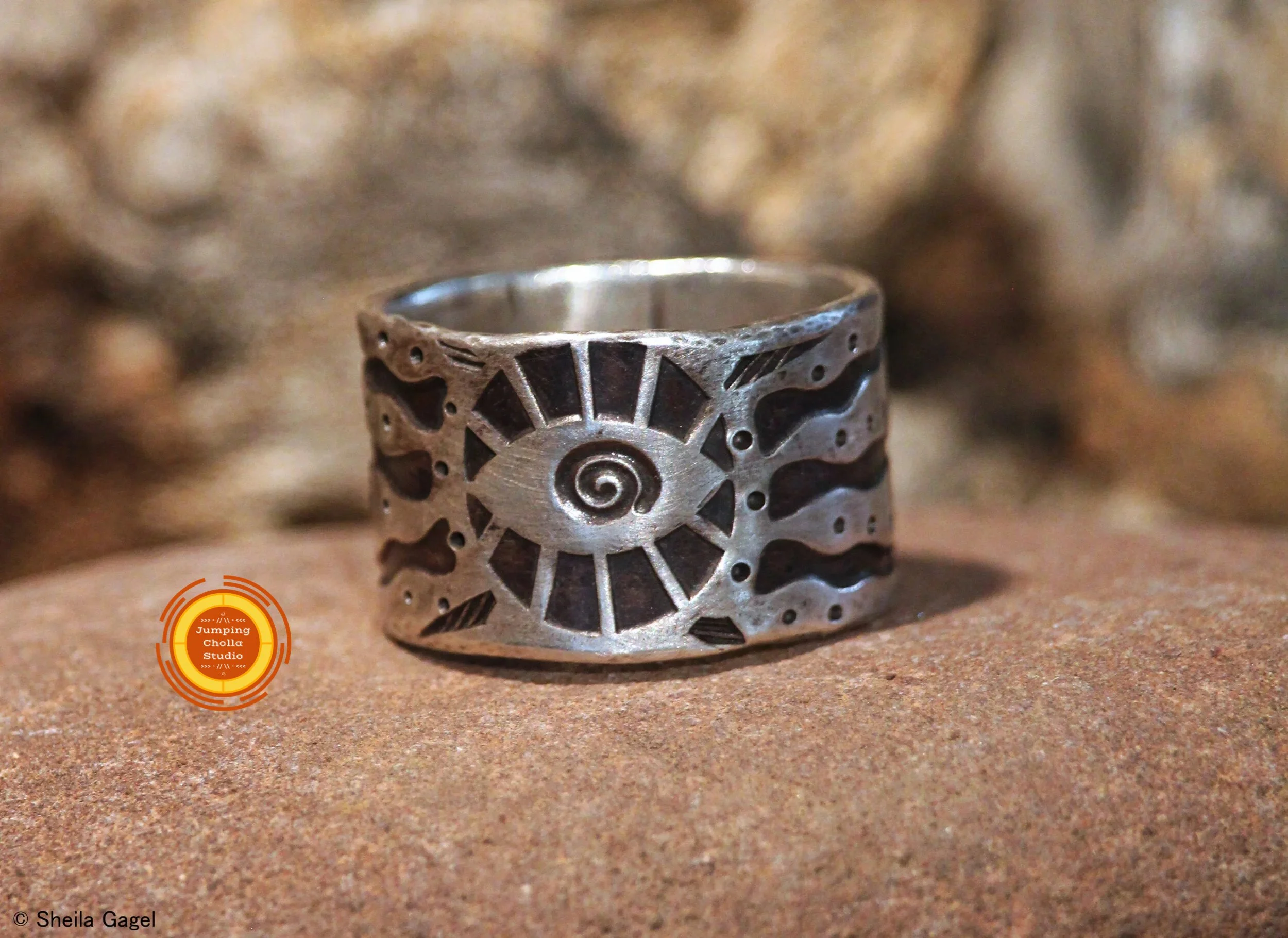 Your Mind's Eye Silver Ring Band