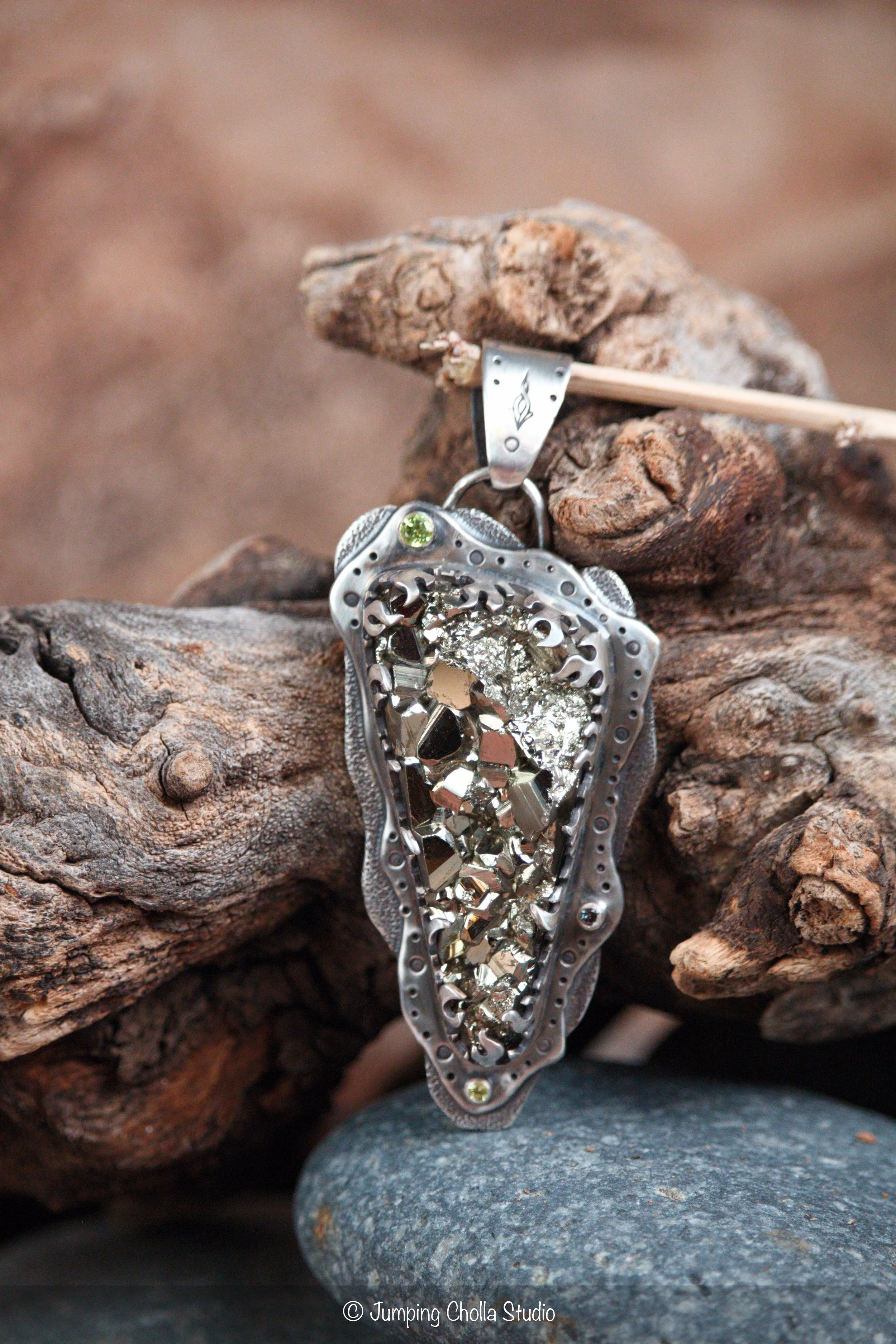 dragons_breath_pendant_a.jpeg