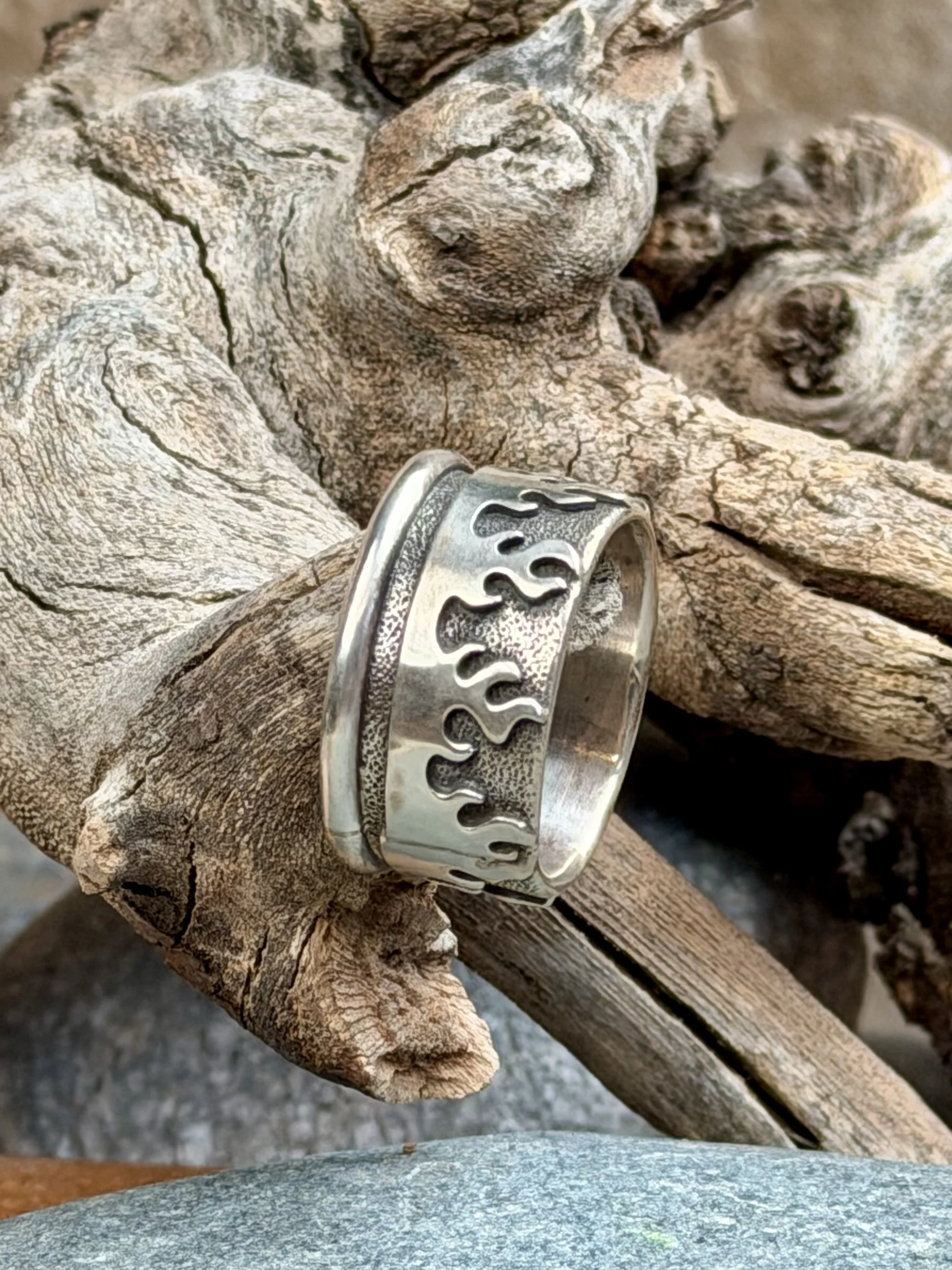 Outlaw Flame Silver Ring side view